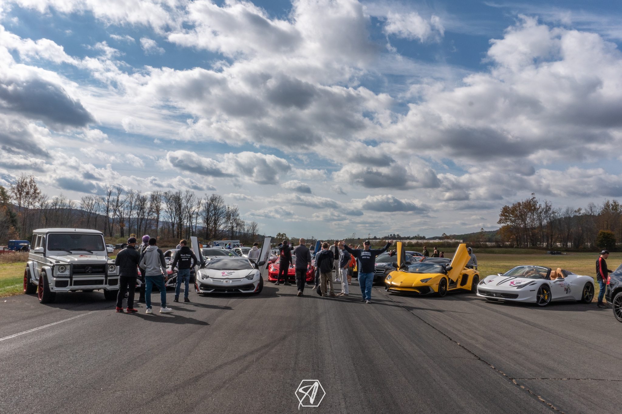 Book a sports car driving experience Legendary Exotics